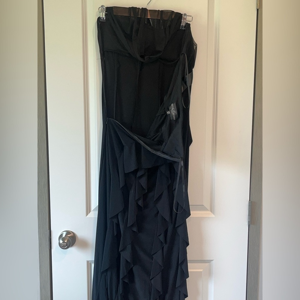 Betsy & Adam Tiered Ruffle Halter Dress Long Gown Size 10 - Picture 7 of 8
